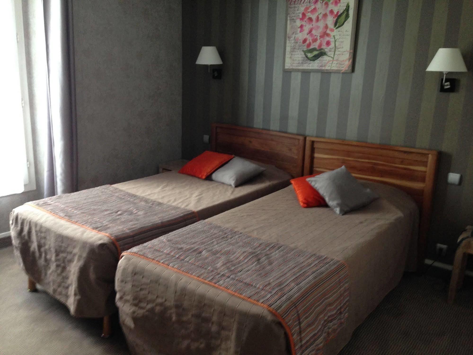 Carladez Cambronne 3* París